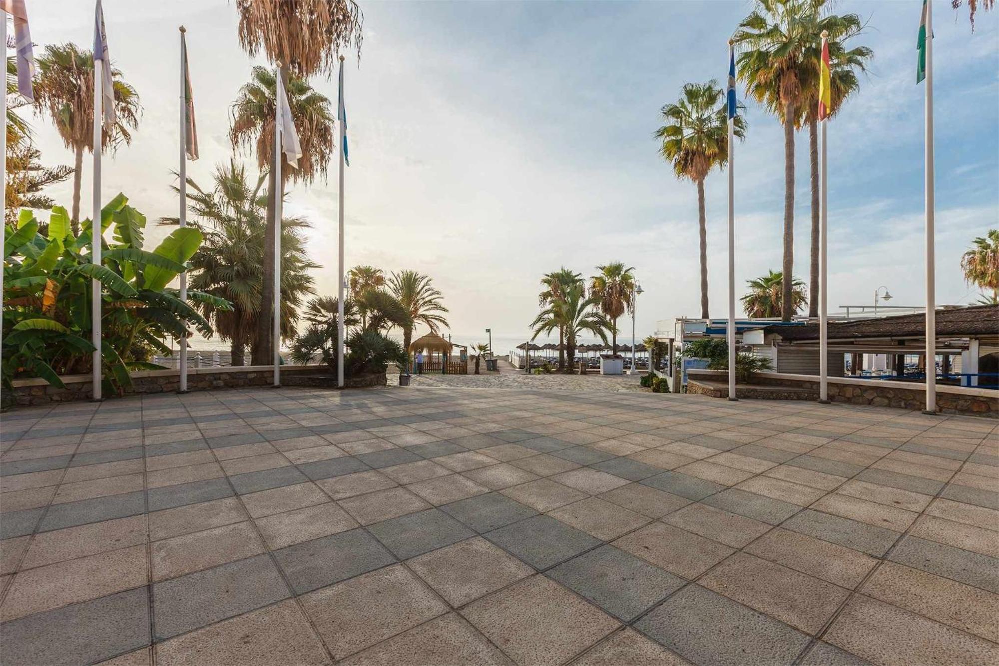 A&N Burriana Beach Nerja Bagian luar foto
